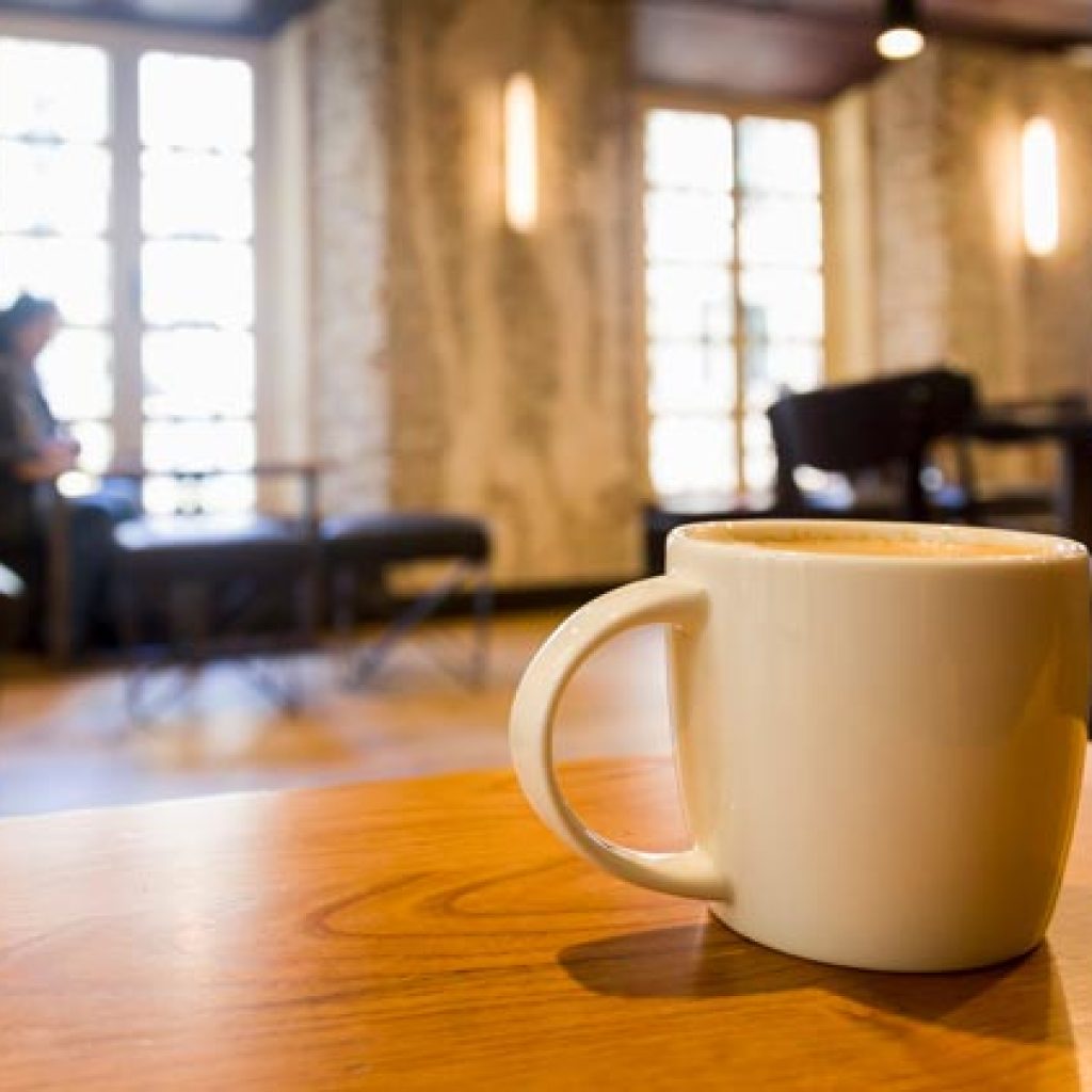 tipos de pisos para cafeterías